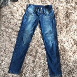 Skinny Colombian Jeans